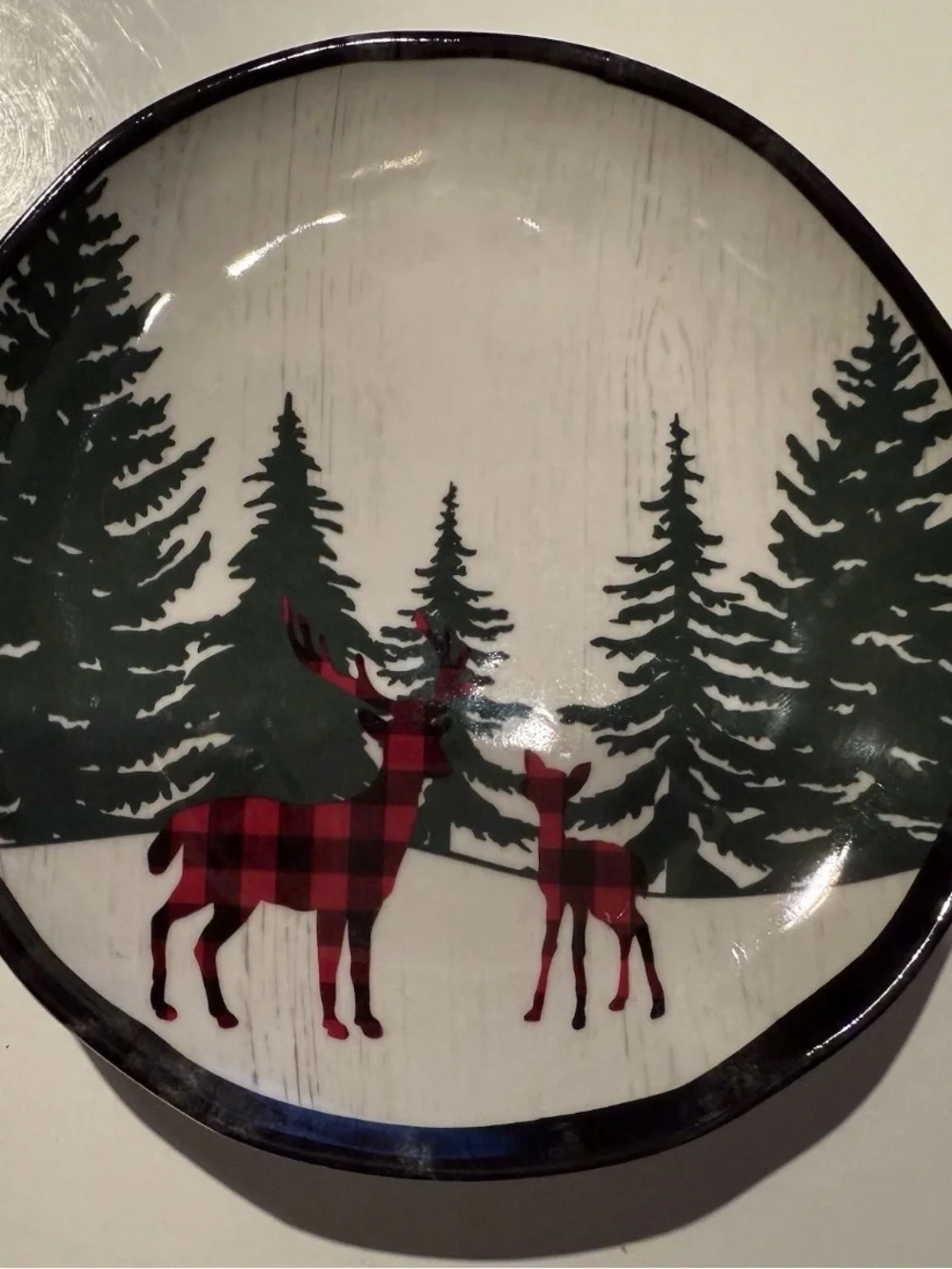 NEW Lot 4 Christmas Theme Melamine Dinner Plates Round 6 3/4 Reindeer Green Tree